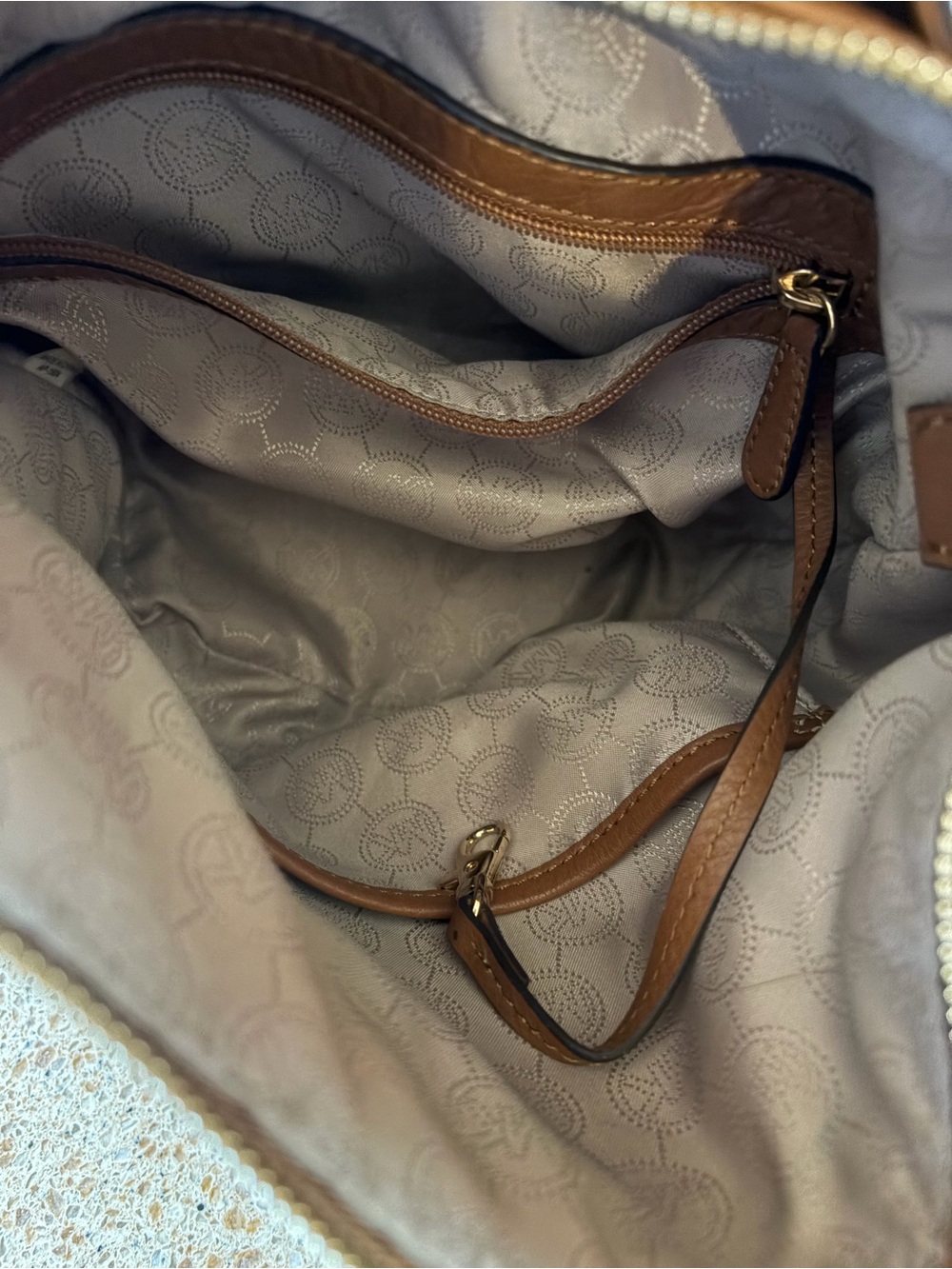 Michael Kors Pebbled Leather Crossbody in Cognac Brown with Gold Hardware - Picture 3 of 4